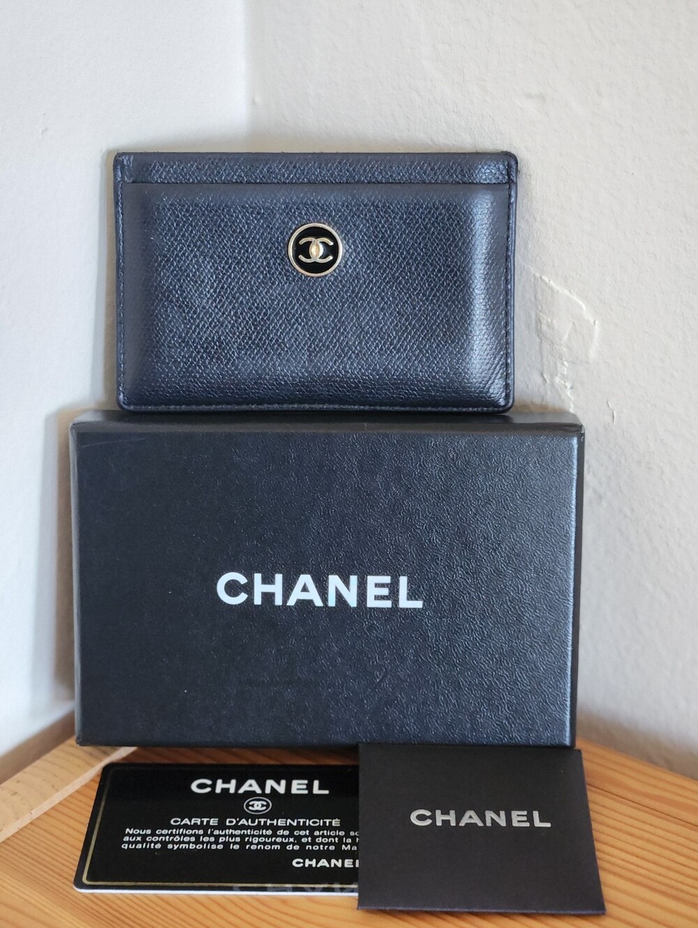 Authentic Vintage CHANEL Caviar Coco Button Flat Card Holder - Full Set